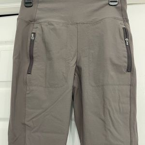 Athleta Headlands Hybrid Tight